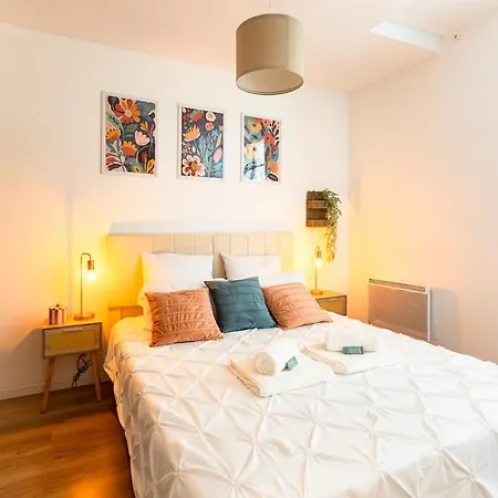Lejlighed Colombine - Charme & Art De Vivre Au Coeur De Pezenas, Balcon, Wifi Fibre - Speciale